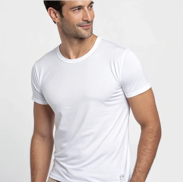 Essential White Regular-fit